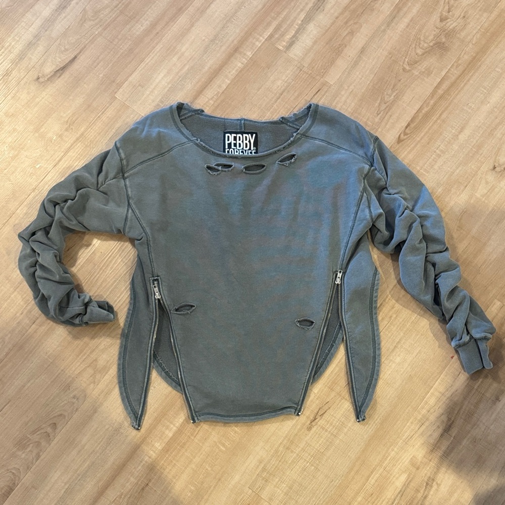 Pebby Forevee Gray Crew Neck Sweater